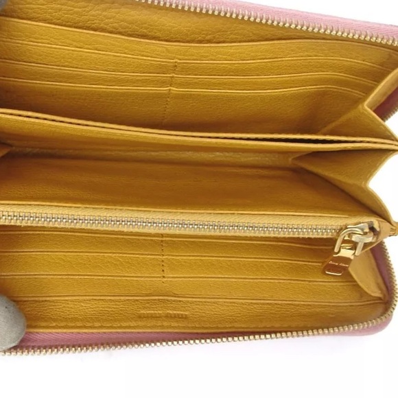 GUC lowstart MIU MIU Pink WALLET - Picture 6 of 8